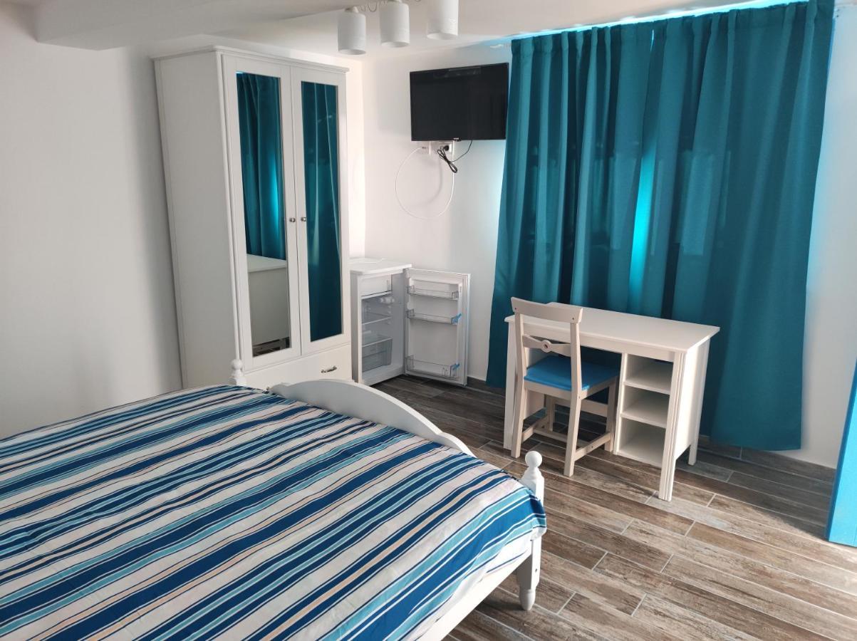 Pensiune Blue Coral جوريلوفكا المظهر الخارجي الصورة